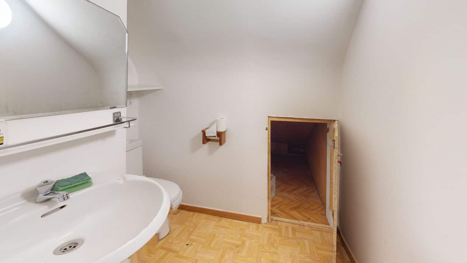 Van-Dyck-35-Bathroom(1)