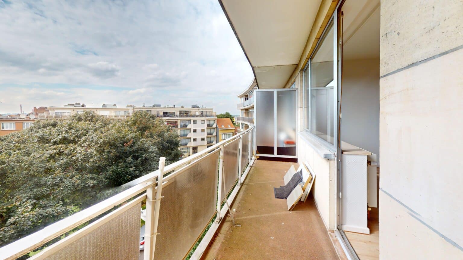 Square-de-lAccueil-3-Balcony