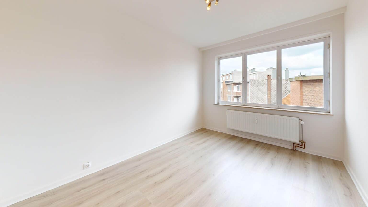 Square-de-lAccueil-3-Bedroom 3